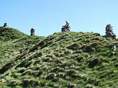 Salita da Passo S. Marco al Monte Fioraro (2417 m.) , passando per il Pizzo dellle Segade il 14 giugno 2009 - FOTOGALLERY